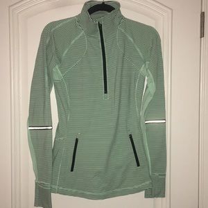 Lululemon base runner half zip